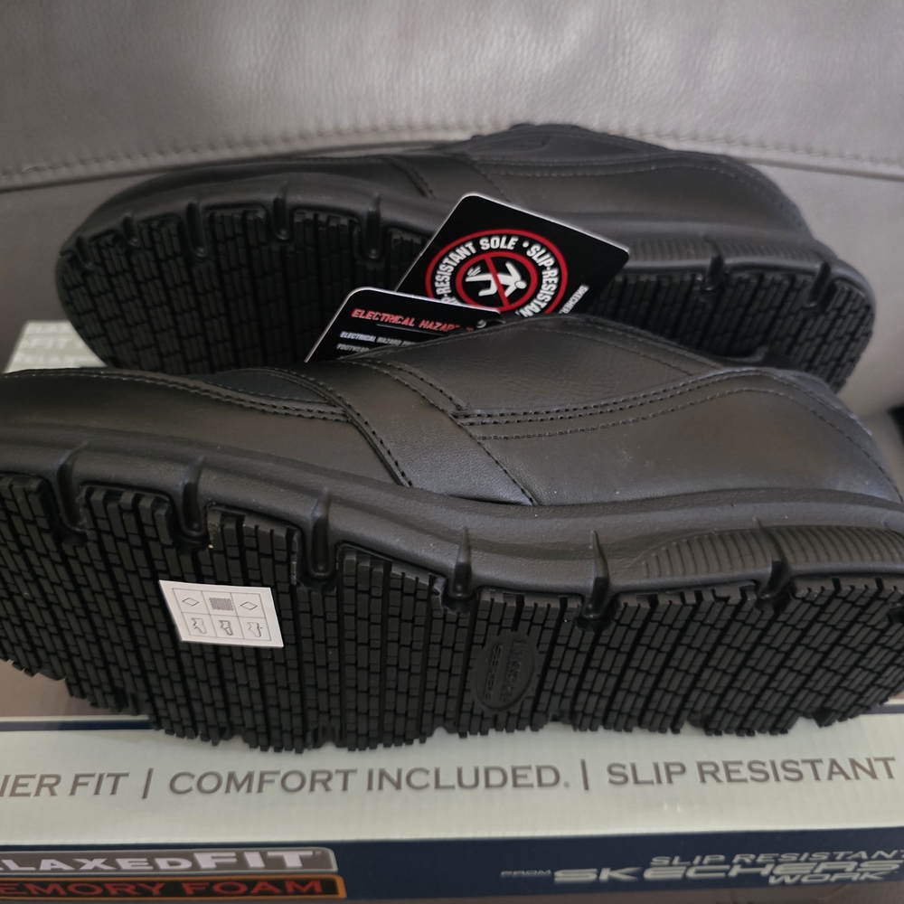 Skechers Women's Black Slip Resistant Shoes - Picture 4 of 6